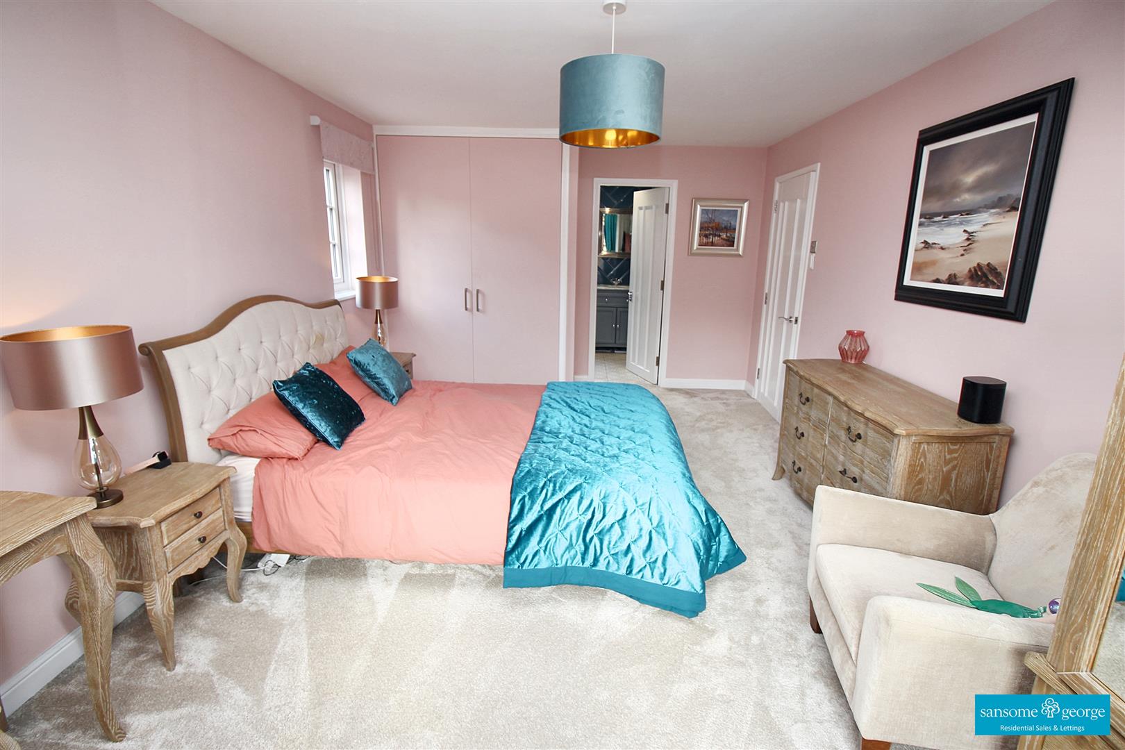 Farmiloe Close, Purley On Thames, Reading